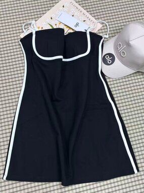 ☀️ALO Yoga Air Painted Streamlined Dress Black and White Color Scheme 🏷️NWT